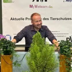 M. Ellerbrock, Steinfurt: Management von Stadttauben am Beispiel Emsdetten
