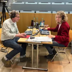 Dr. Jens Kluth und Sophia Neukirchner betreuten das Streaming vor Ort in Hannover