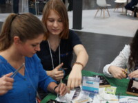 - zwischen den Wettbwerwerbsrunden konnte unter Anleitung geübt werden